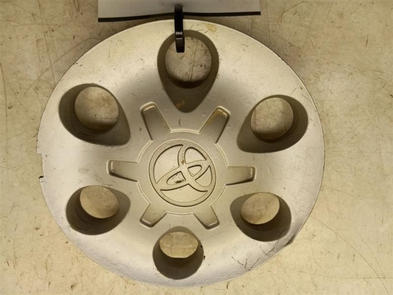 2001 TOYOTA SEQUOIA CENTER CAP WHEEL