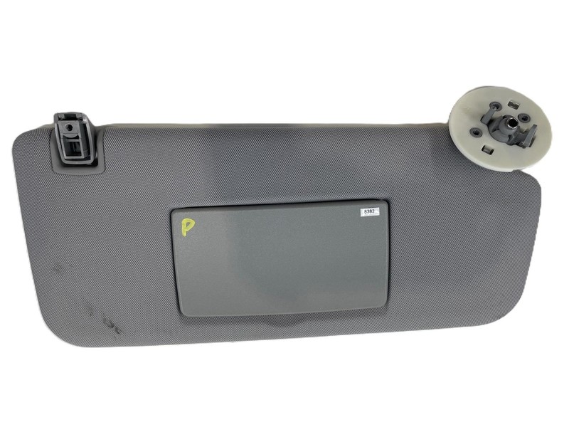 2017-2022 Chevy Trax LS RH Passenger Right Sun Visor Complete With Brackets OEM