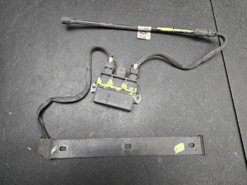 Trunk Kick Motion Sensor w/ Module 2018 Range Rover Velar LR093907 2019 2020