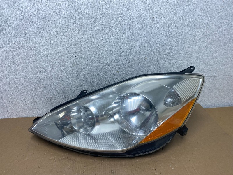 2006 to 2010 Toyota Sienna Left Driver Lh Side Headlight Xenon AD7966 DW