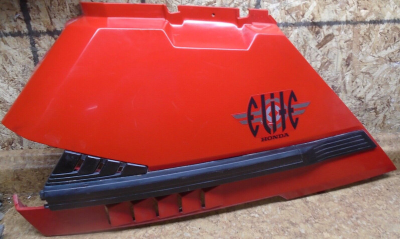 2002 Honda Elite 80 CH80 CH Scooter Cover Panel Trim Fairing Side Cowling Right