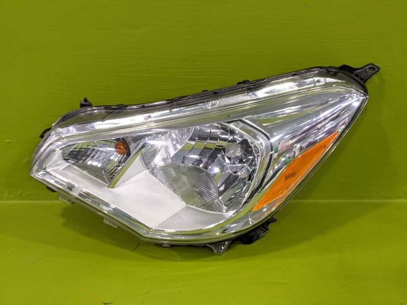 17 18 19 20 MIRAGE SDN DRIVER LEFT HEADLIGHT LAMP OEM 3856-62
