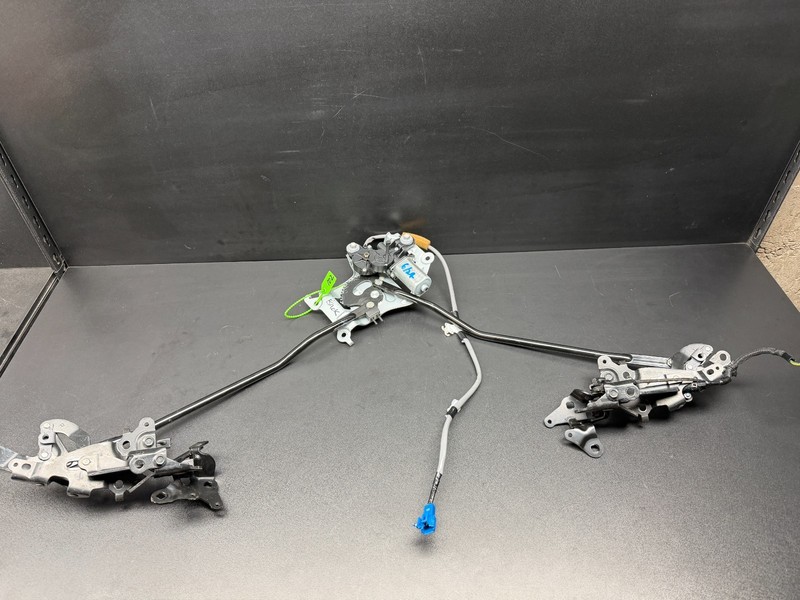 10-15 LEXUS IS350 IS250 CONVERTIBLE REAR TRUNK ROOF LOCK LATCH MOTOR ASSY OEM