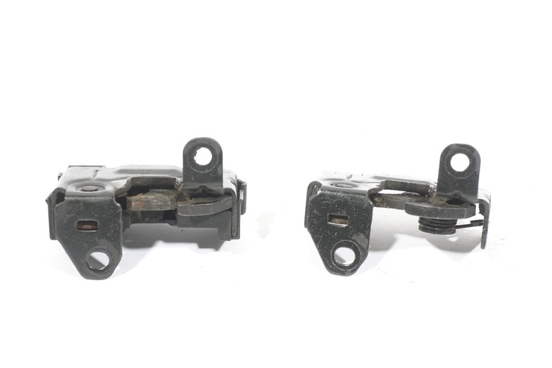 2010 - 2013 MERCEDES BENZ E350 W212 Hood Bonnet Latch Lock Actuator Set Of 2 OEM