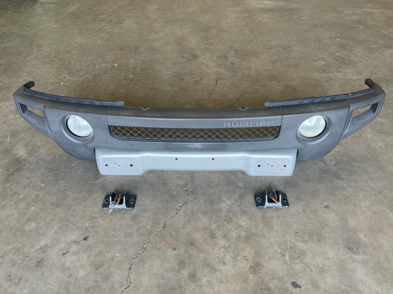 06 07 08 09 10 Hummer H3 Front Bumper Cover Panel W/Fog Lights 1575 OEM