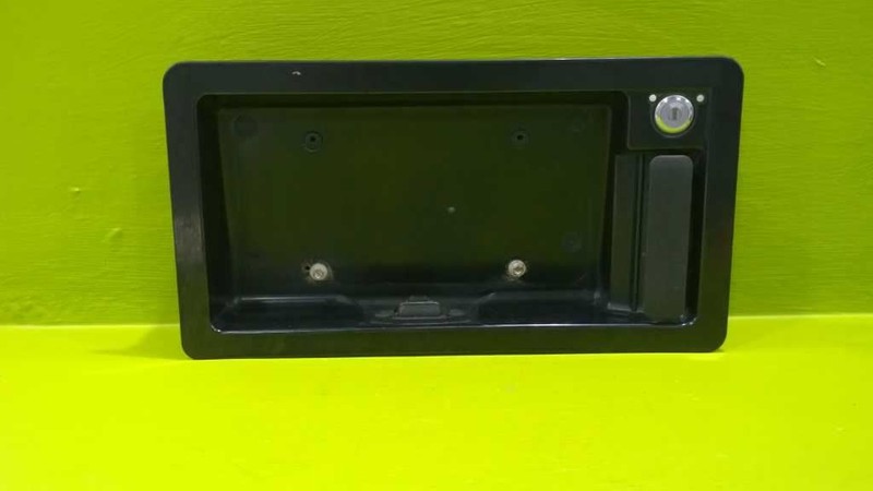 96-08 E350SD E150 E250 LICENSE PLATE HOLDER W/DOOR HANDLE OEM 3596-15