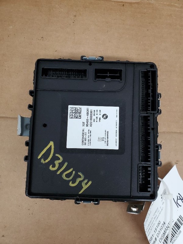 Chassis ECM Body Control BCM Right Hand Dash US Market Fits 20 SOUL 282599