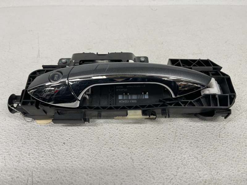 ⭐2017-2019 INFINITI QX30 FRONT LEFT DRIVER EXTERIOR DOOR HANDLE OEM LOT2315