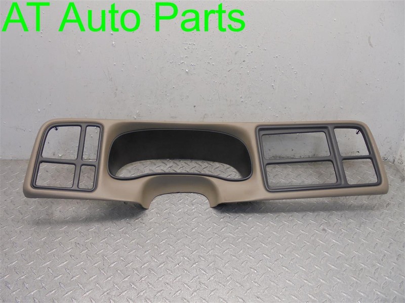2001 CHEVROLET SILVERADO CLUSTER/RADIO/TEMPERATURE CONTROL BEZEL 15731974