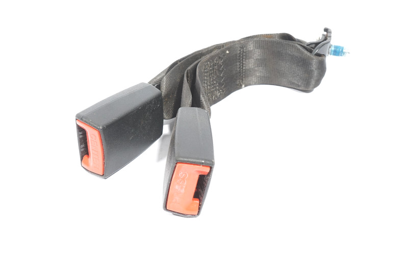 2011-2014 HYUNDAI SONATA GLS REAR CENTER SEAT BELT BUCKLE OEM