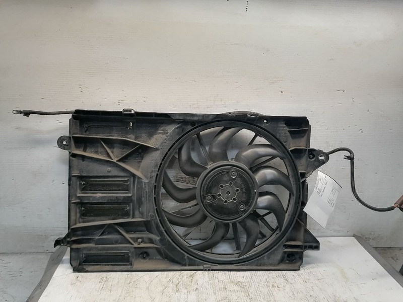 Radiator Fan Motor Fan Assembly Fits 18-20 REGAL 1552173