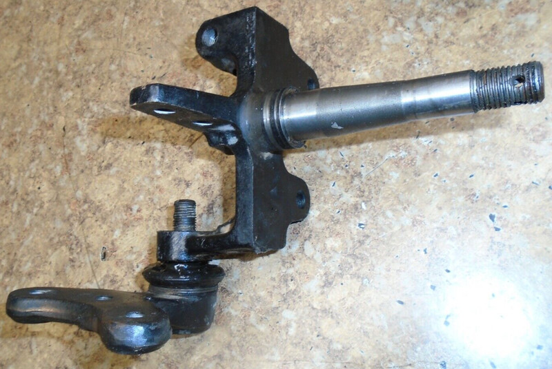 1985 Suzuki ATV Quad Sport LT230 LT 230 Front Axle Hub Lug Rotor Knuckle Mount