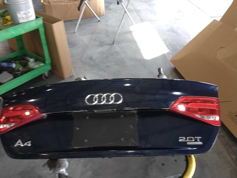 2010 Audi A4 Deck Lid Trunk Lid OEM Blue 4DR SED Used 82K Miles 8K5827023AE