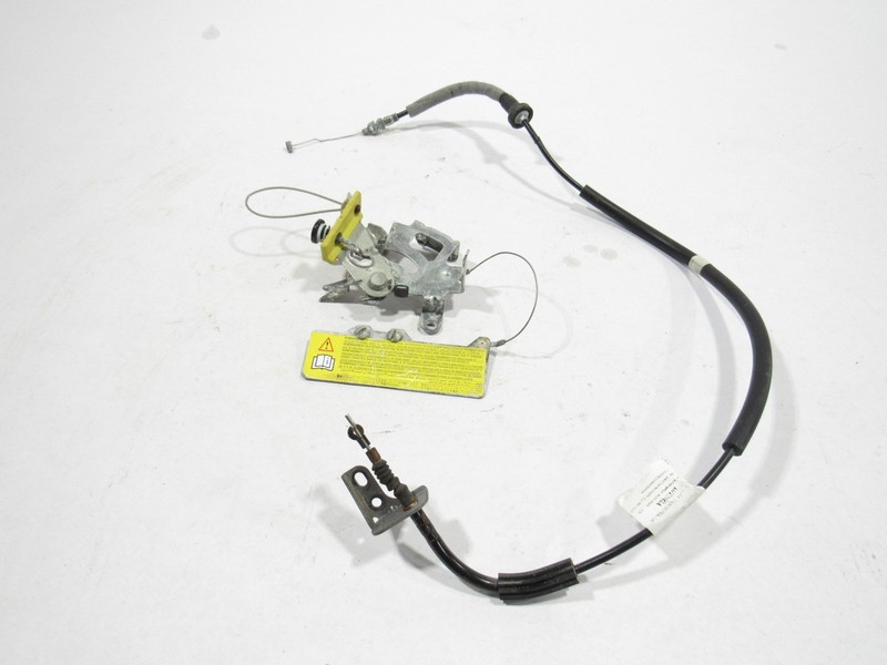 14-18 Aston Martin Vanquish 2014 Parking Brake Release Cable Assembly :Y