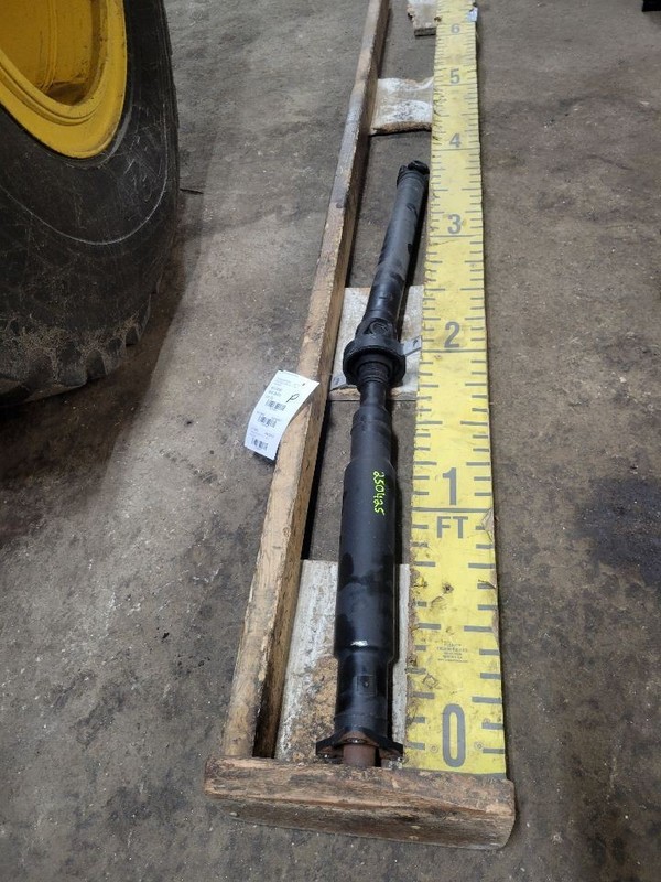 Rear Drive Shaft 3.0L 1319mm Fits 11-17 BMW X3 1684855