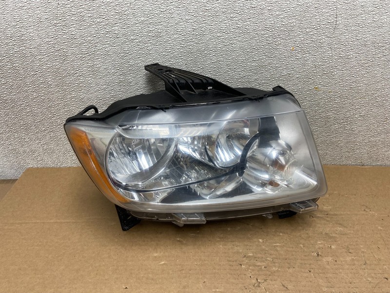 2011-2013 Jeep Grand Cherokee Right Passenger Halogen Headlight AB4480 DW