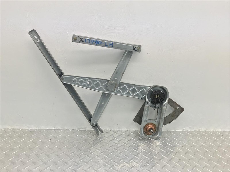 99 00 01 02 03 FORD F150 F250 DRIVER MANUAL WINDOW REGULATOR OEM 125-02942L