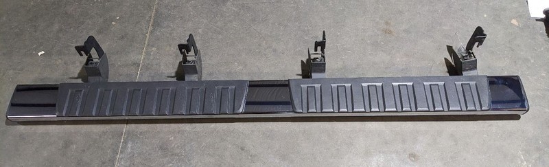 14-19 GM TRUCK Crew Chrome Passenger Right RH Running Board Side Step OEM1181751