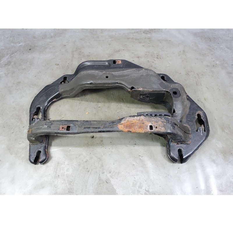 Damaged BMW E70 X5 E71 X6 Transfer Case Crossmember Support 2007-2013 OEM