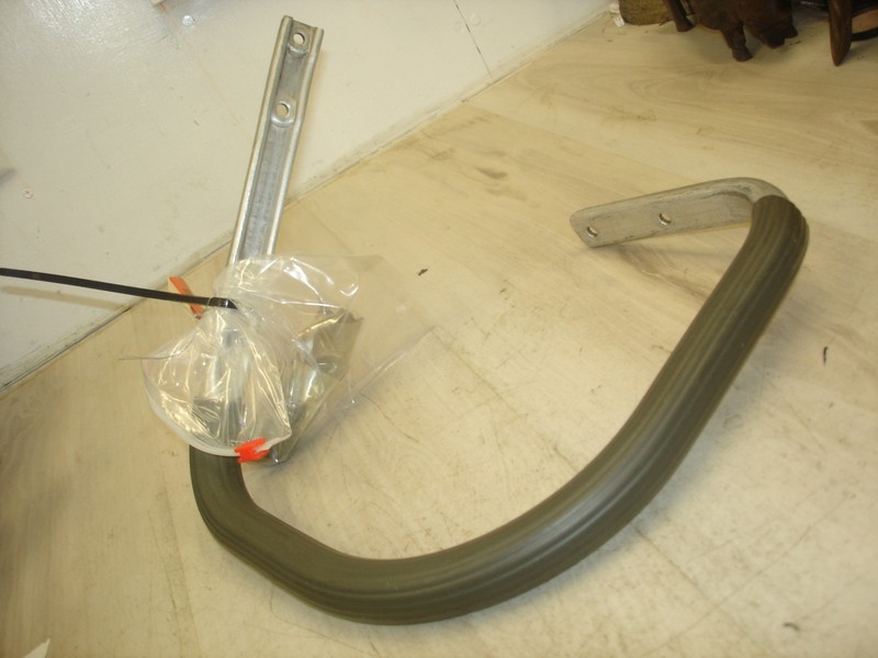 Nice Husqvarna 372 362 365 371 top handle with hardware 503626771 READ AD #1