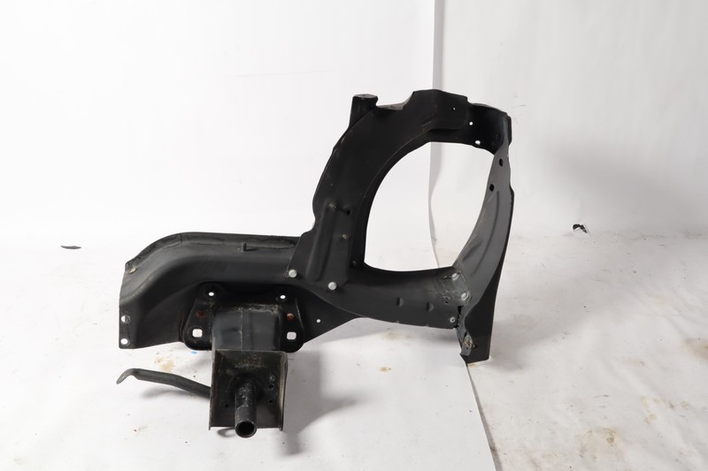 2006 - 2012 Mercedes GL450 ML550 W164 Front Right Headlight Support Bracket Oem