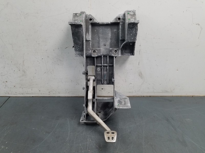 2010 Chevy Corvette C6 ZR1 Steering Column Bracket / Brake Pedal #0096 H6