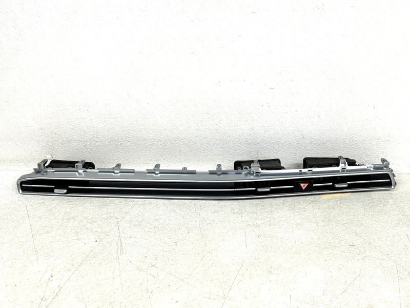 ⭐2021-2025 HYUNDAI ELANTRA DASHBOARD RIGHT RH AIR VENT TRIM MOLDING OEM LOT2710