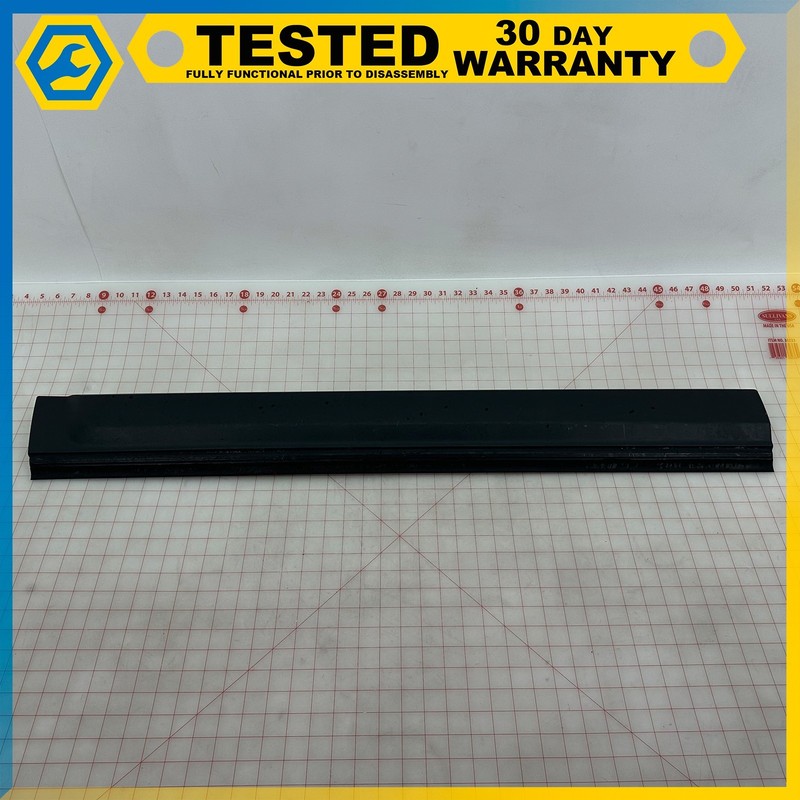 10-16 LAND ROVER L319 LR4 FRONT LEFT DRIVER SIDE DOOR OUTSIDE MOULDING OEM
