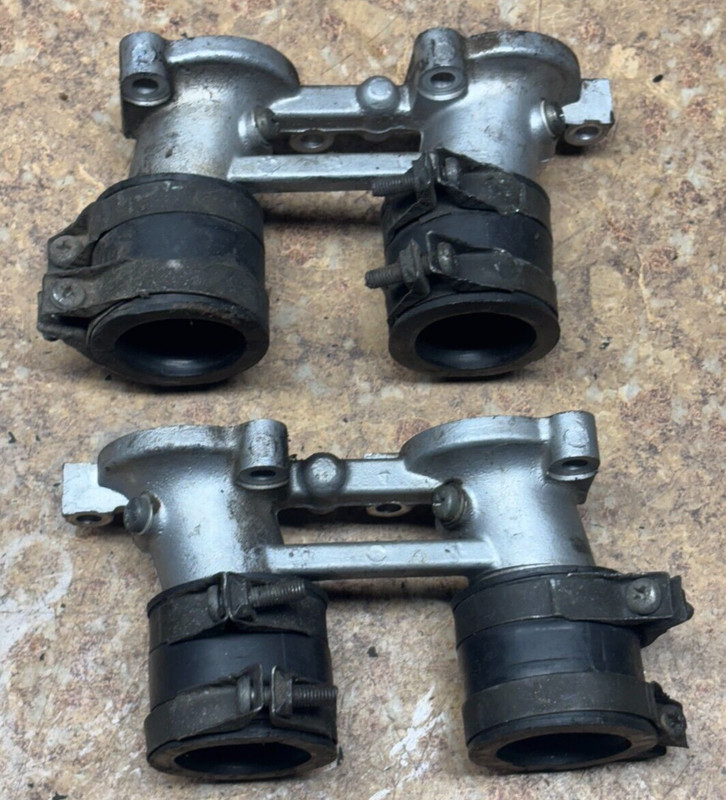 1971 CB500E CB 500 E K CB500K Four Carburetor Intake Manifolds Boot Inlet C2