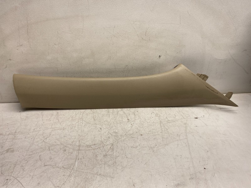 2004-2007 TOYOTA HIGHLANDER LEFT FRONT UPPER A PILLAR TRIM COVER TAN OEM