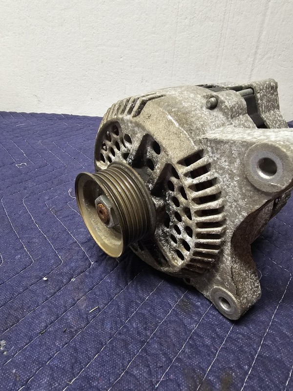 Alternator Alternator 140 Amp Fits 2006 FORD E350 VAN