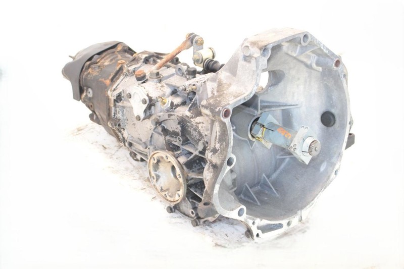 86-87 Porsche 944 Turbo Manual 6 Speed Transmission Assembly
