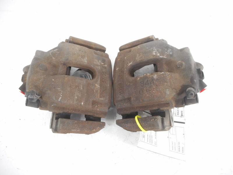 BMW X3 Brake Caliper Pair Front Driver Left Passenger Right OEM 2004-2010
