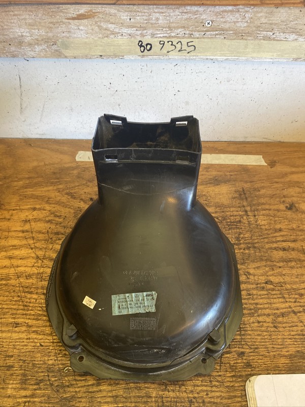 01 MERCEDES CLK430 W208 REAR BOSE SUB WOOFER AUDIO SPEAKER OEM USED A2088300969