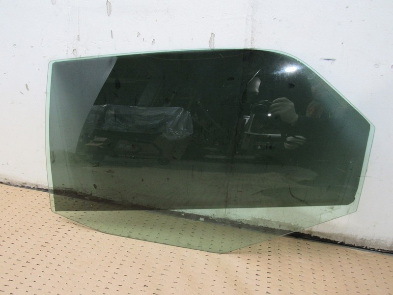 Chrysler 300C Rear Left Driver Door Window Glass 05 - 09 |:A