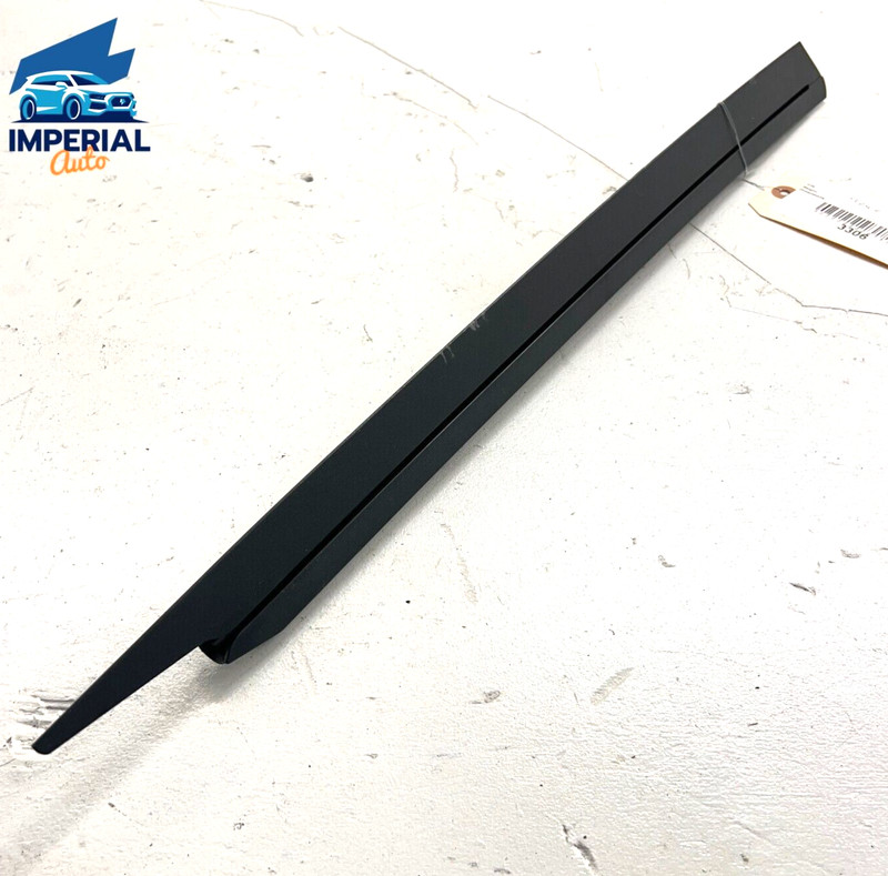 2010 - 2013 MERCEDES W212 E350 LEFT DRIVER SIDE SUNSHADE GUIDE RAIL TRIM OEM