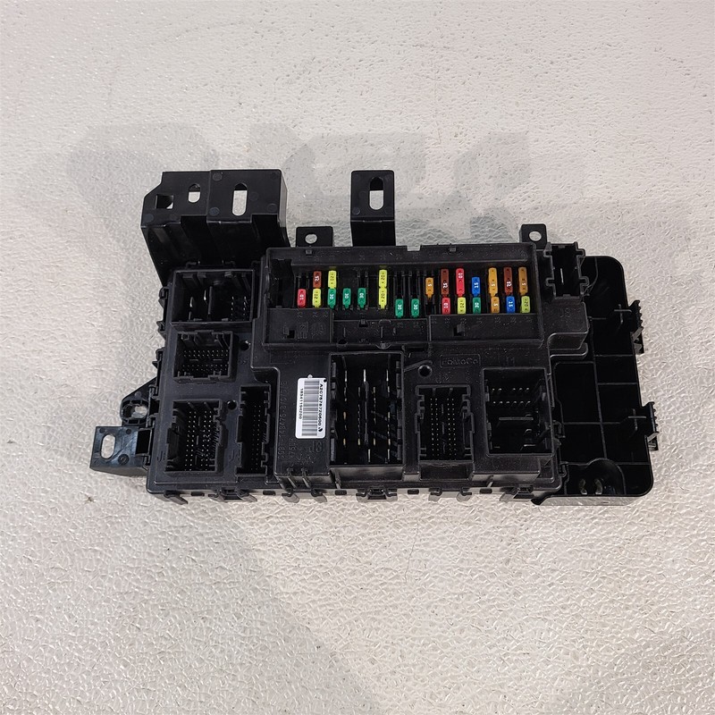 2019 Mustang Gt Coupe Fuse Box Panel Fusebox Block Distribution Aa7323