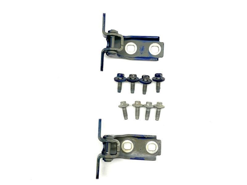 Right Passenger Side Front Door Hinges Fits 2011-2016 Chevrolet Cruze 82520