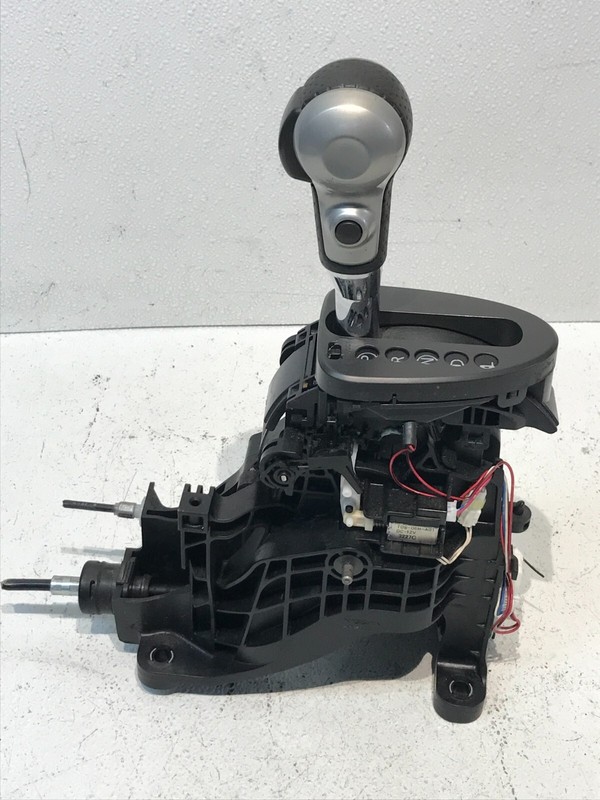 08-13 Nissan Rogue Automatic Transmission Floor Shifter OEM