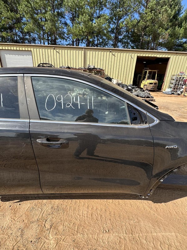 2017-2022 KIA SPORTAGE FRONT RIGHT PASSENGER SIDE DOOR SHELL PANEL BLACK 9P OEM