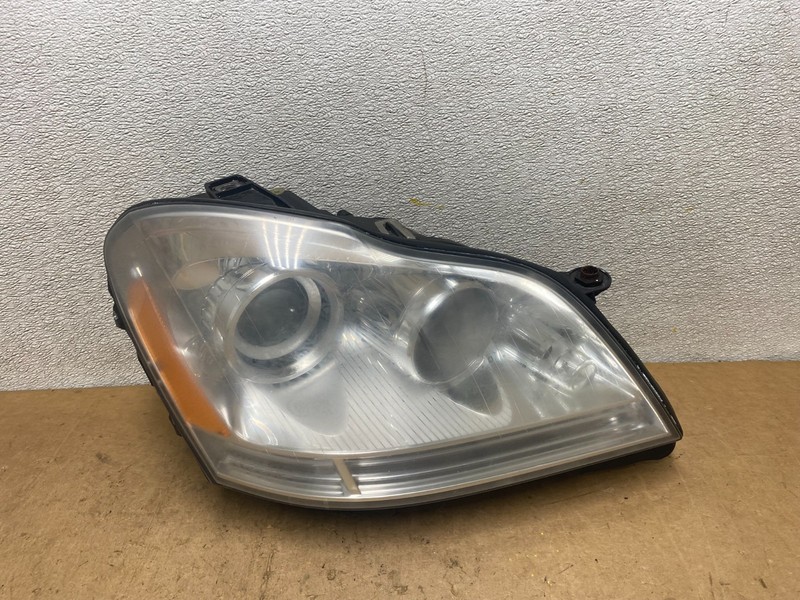 2007 to 2009 Mercedes GL-Class GL450 Right Passenger Headlight Oem X7395 DW