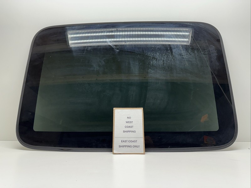 8W5877071 | 2017 - 2023 AUDI A4 S4 Sedan TOP SUNROOF SUN ROOF WINDOW GLASS OEM