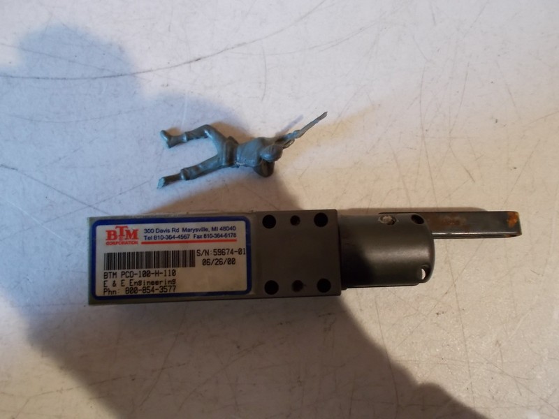 BTM PC0-100-H-110 Pneumatic Clamp w/ BTM 100-OMNI *FREE SHIPPING*