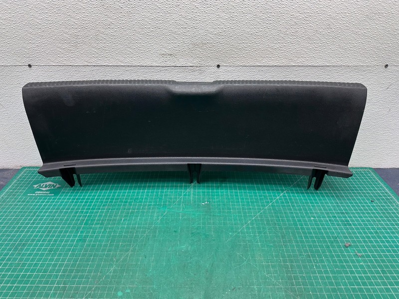 15-19 Audi A3 Sedan TRUNK LATCH LOCK SILL SCUFF PLATE TRIM COVER OEM