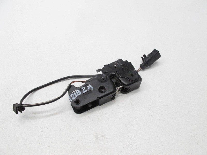 08-17 AUDI B8 A4 S4 8T A5 S5 FRONT LOWER HOOD LATCH LOCK OEM 121824