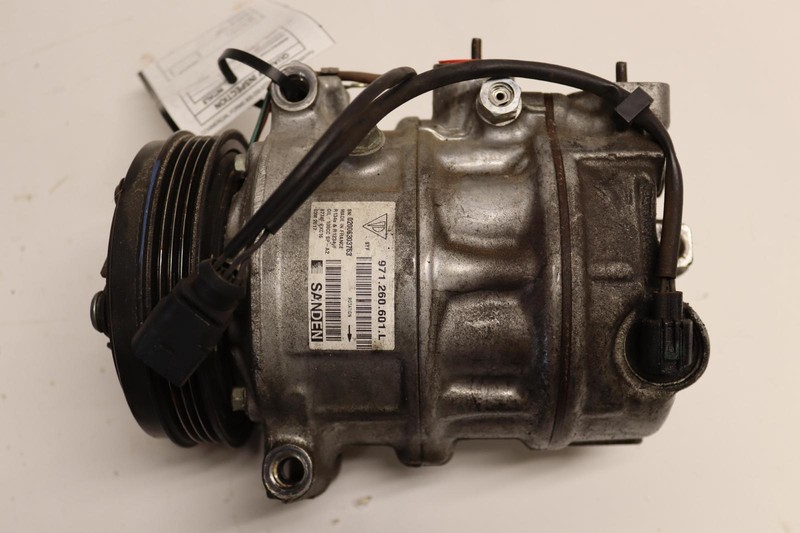 2017-2018 PORSCHE PANAMERA 4.0L A/C AIR CONDITIONING COMPRESSOR W/O HYBRID OEM