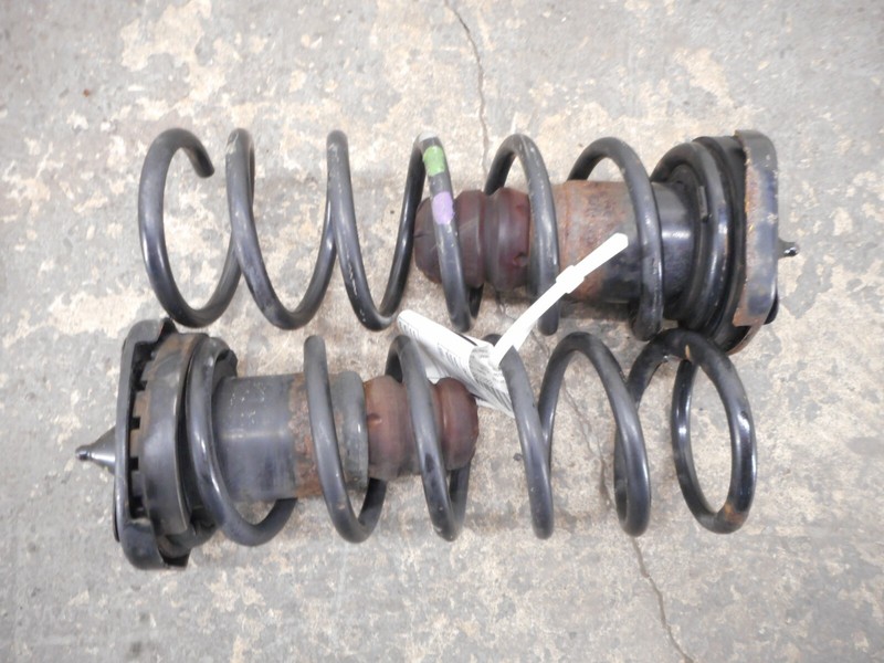 12 13 Volvo S60 Rear Driver LT Passenger RT Coil Spring Pair OEM W/O Nivomat