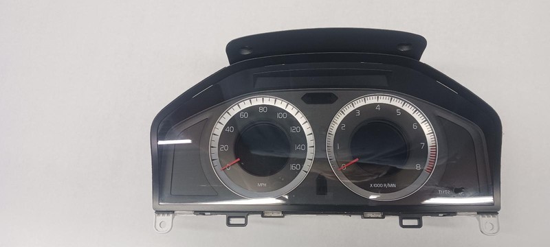 10-'11 VOLVO S80 SERIES Speedometer cluster 148k miles OEM 1 Year Wnty!