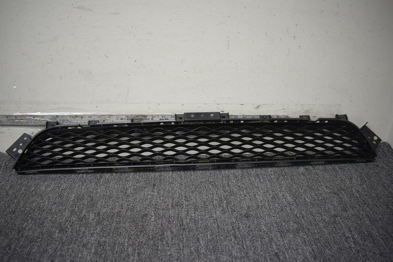 2019 INFINITI QX50 FRONT BUMPER LOWER GRILLE FACTORY OEM
