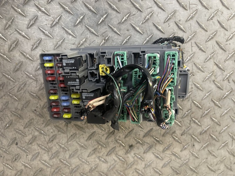2001-2005 Honda Civic Coupe Dashboard Dash Cabin Fuse Box Relay OEM